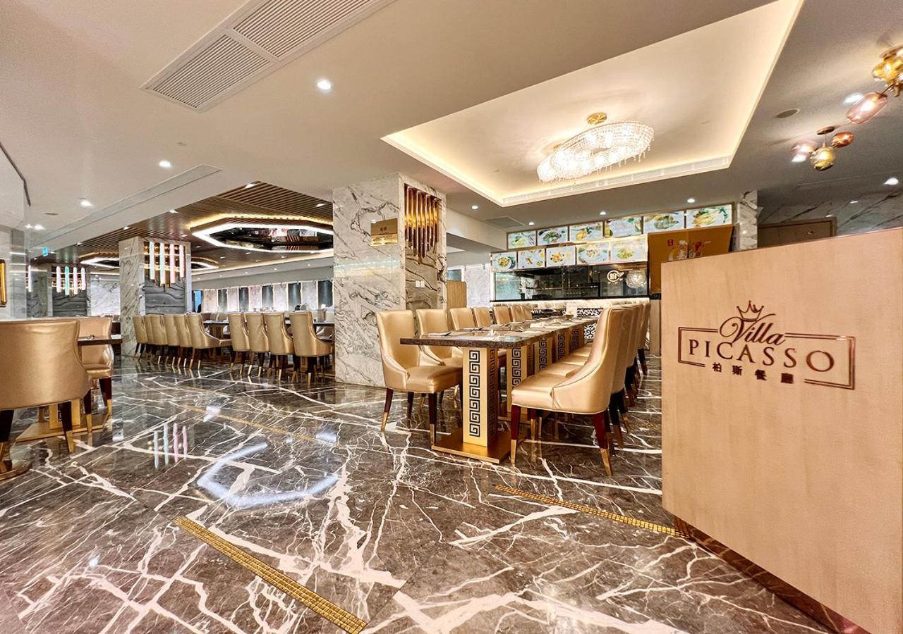 Hotel Golden Dragon Macau Exterior foto